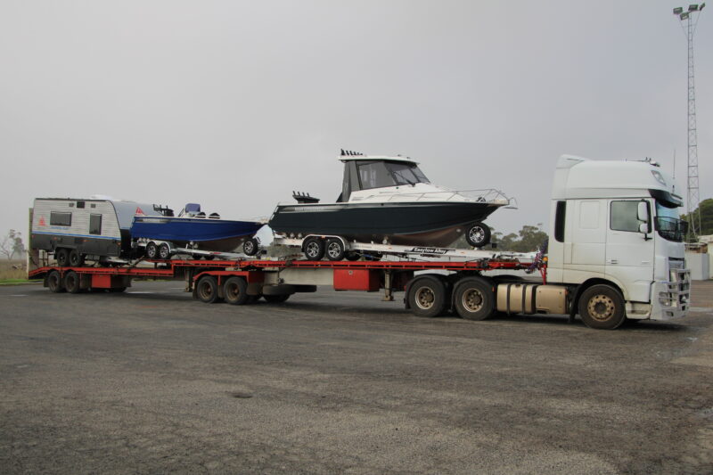 Boats and caravans transport to Darwin