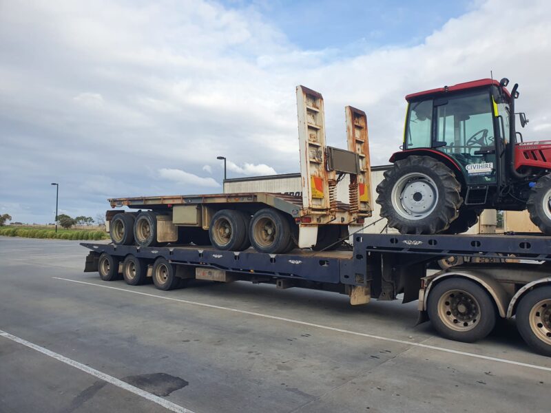 Tractor transport Melbourne to Brisbane