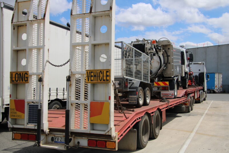 Isuzu Truck to Mt Isa